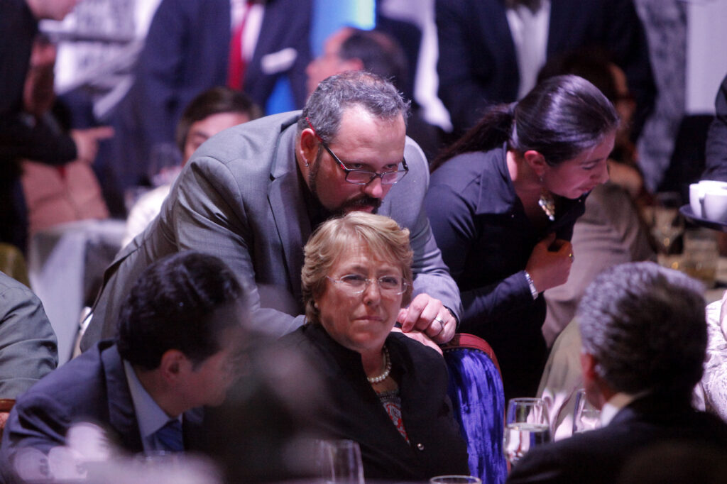 Cena de recolección de fondos de Bachelet