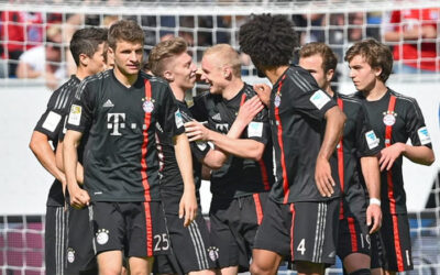 Bayern Múnich derrotó 2 a 0 al Hoffenheim por la jornada 29 de la Bundesliga y quedó a puertas de ganar el tricampeonato local. Claudio Pizarro ingresó en los últimos minutos de juego.