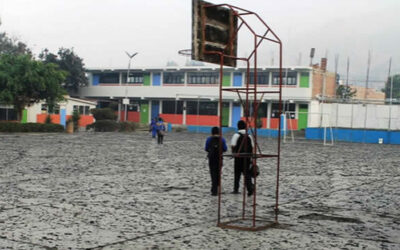 l centro poblado San Jacinto, en la provincia de Nepeña, región Áncash, amaneció este jueves cubierta por cenizas ocasionada.