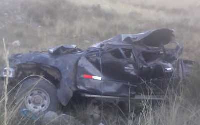 JUNÍN.- Cuatro personas perdieron la vida tras el vuelco y posterior caída de una camioneta a un abismo de 200 metros en la carretera que conecta el valle del Canipaco con la ciudad de Huancayo.