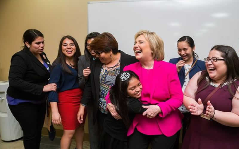 Hillary-Clinton-celebra-triunfo