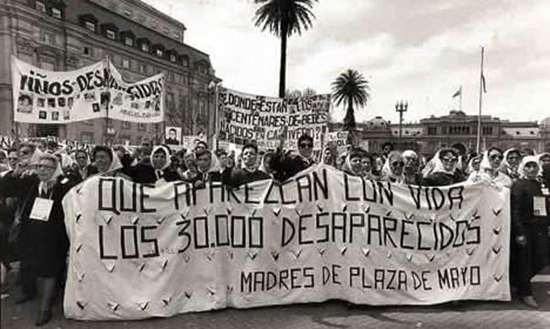 madres-de-la-plaza-de-mayo