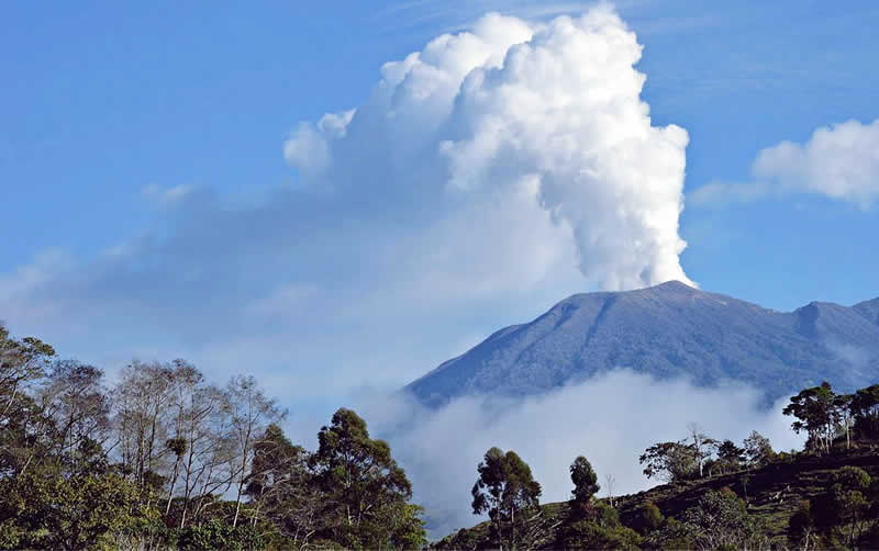 volcán turrialba