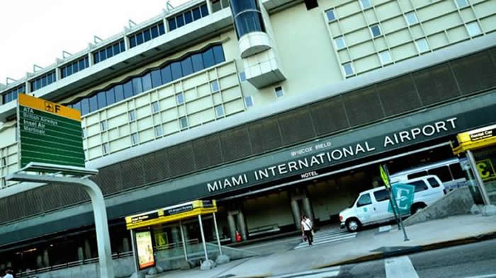 aeropuerto-miami700