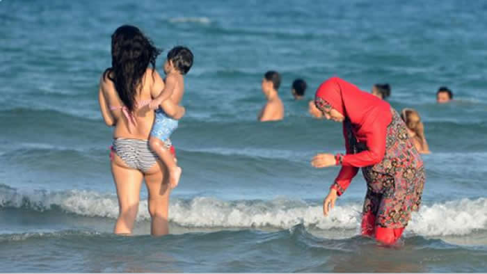 BURKINI11