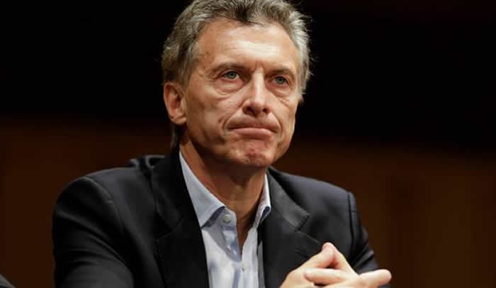 macri-33-700