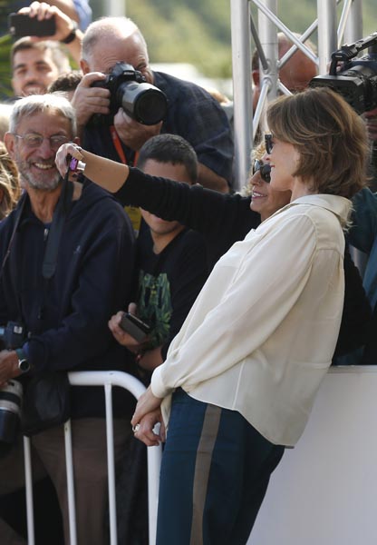 GRA256. SAN SEBASTIÁN, 20/09/2016.- La actriz estadounidense Sigourney Weaver, a su llegada hoy a la capital donostiarra con motivo de la 64ª edición del Festival Internacional de Cine de San Sebastián, donde será galardonada con el Premio Donostia. EFE/Juan Herrero