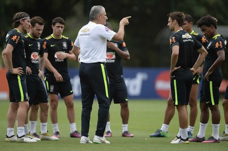 Tite-entrenamiento