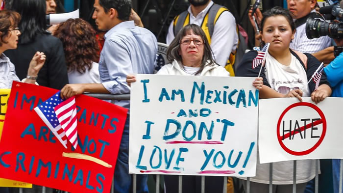 latinos-protestas