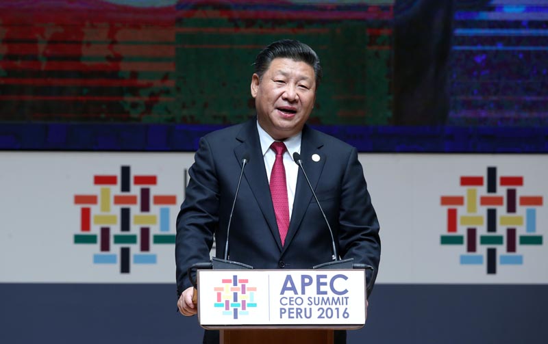 LIM07 LIMA (PERÚ), 19/11/2016.- El presidente chino, Xi Jinping, expone hoy, sábado 19 de noviembre de 2016, en la conferencia y reunión de empresarios de APEC en la ciudad de Lima (Perú). EFE/Ernesto Arias