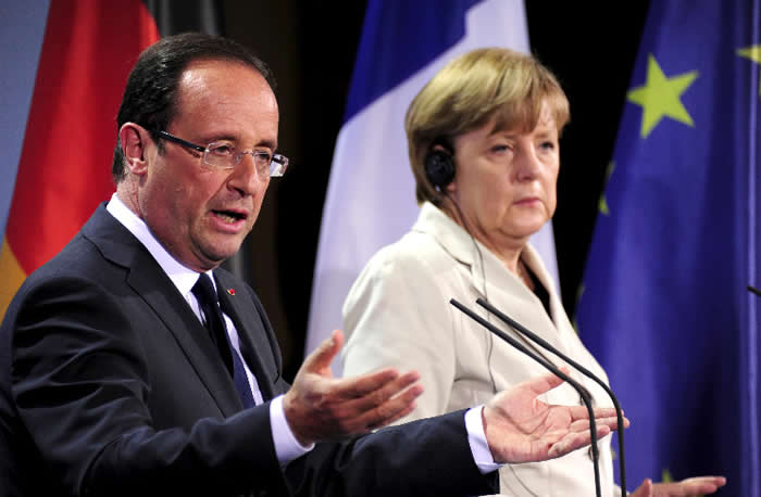 hollande-angela700