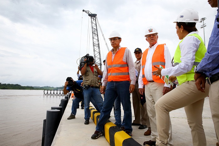 Presidente inaugura el nuevo terminal portuario de Yurimaguas.