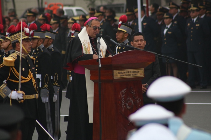 Ceremonia por el Día de la Bandera en Plaza Bolognesi (FOTOS) » Crónica ...