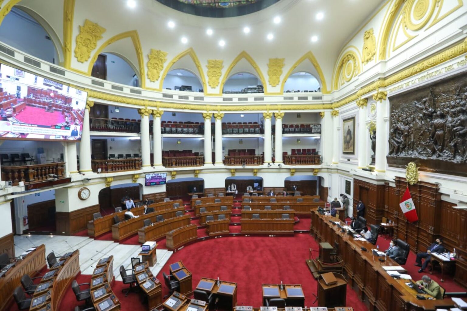 Presentan moción de vacancia presidencial en el Congreso » Crónica Viva