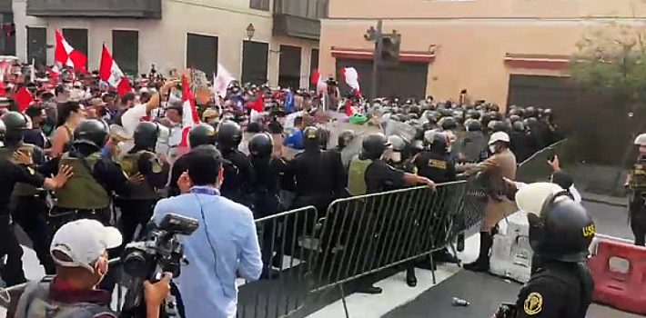 PoliciaAvenidaAbancay0504